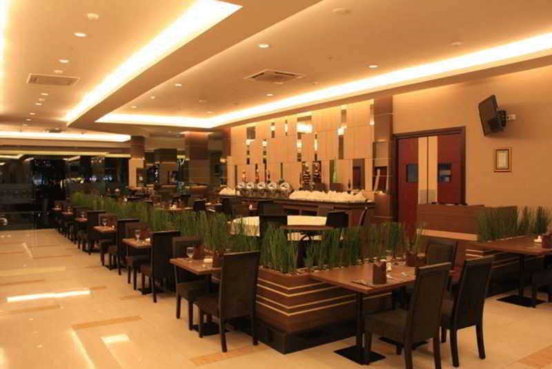 Tjokro Hotel Klaten Exterior photo