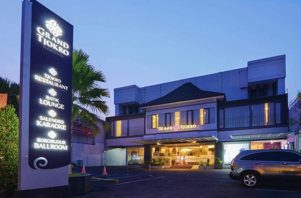 Tjokro Hotel Klaten Exterior photo